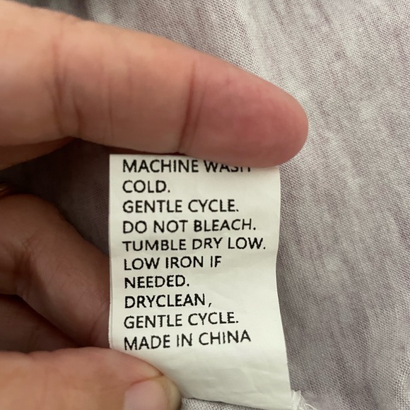 Bun Hair‎ Tshirt - Picture 4 of 12